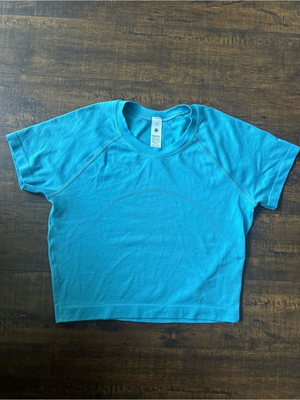 lululemon athletica Short-Sleeve Crew Crop Top in Aqua Blue